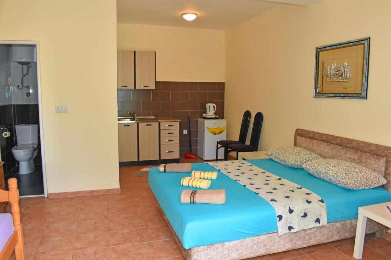 Riverside Apartments Chiara Ulcinj Zewnętrze zdjęcie